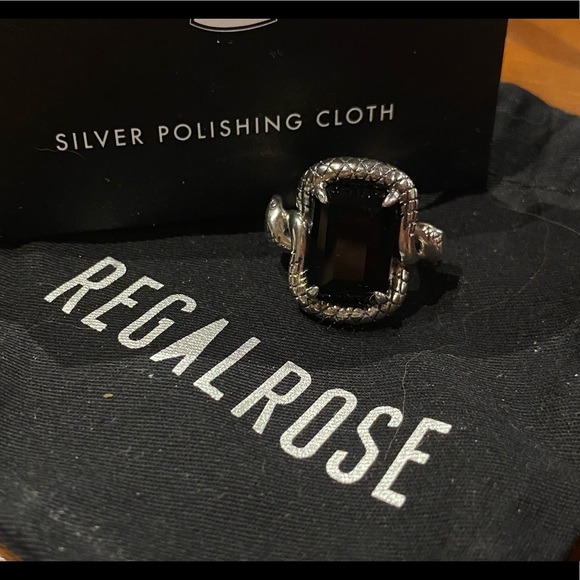 Snake Cocktail Ring - Silver - Picture 1 of 4